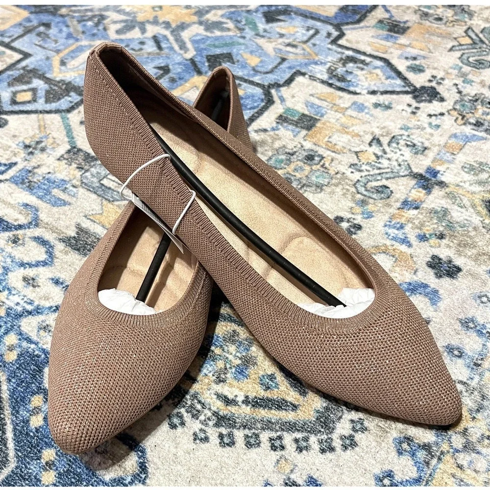 NWT Old Navy Textured Knit Pointy Toe Ballet Flats in Cocoa Fawn Metallic Size 8 - Picture 6 of 13